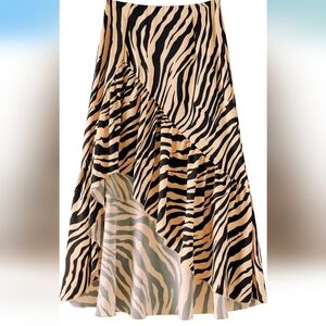 NWOT HI LO MIDI SKIRT